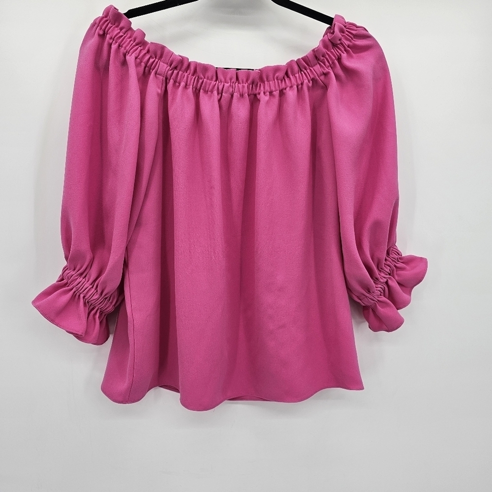Trina Turk Women's Loose Fit Crepe Off The Shoulder Bublegum Pink Size Small - Picture 2 of 5